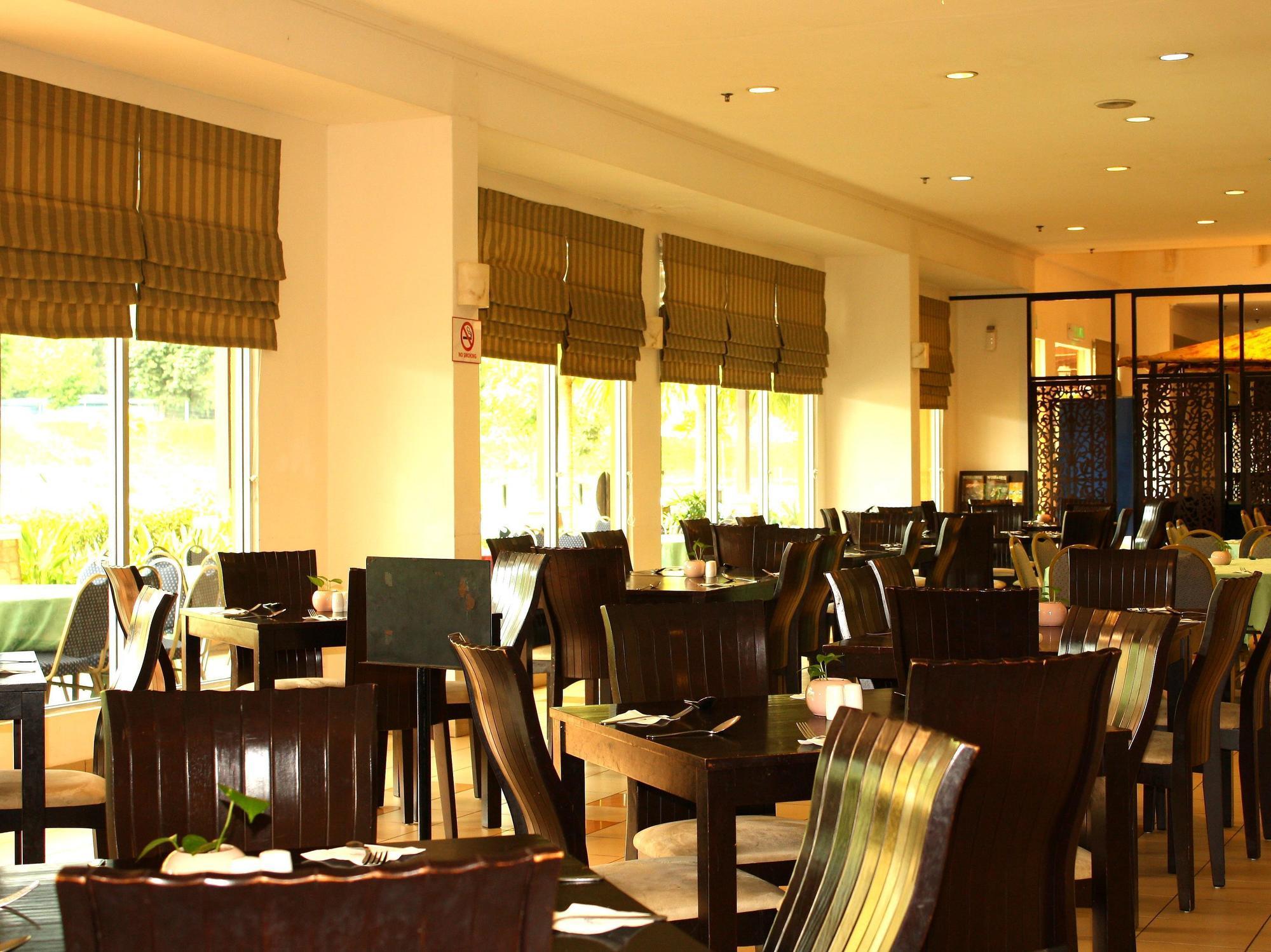 Suria Service Apartment-Hotel 红泥山 外观 照片